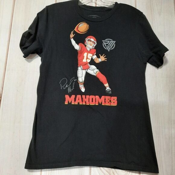 Patrick Mahomes Tshirt Ladies Small Chiefs NFL - Picture 1 of 6